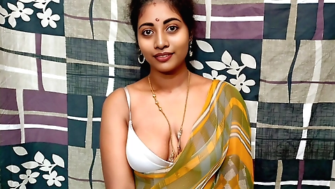 Indian hottie in a hairy pussy is fucked in a big ass