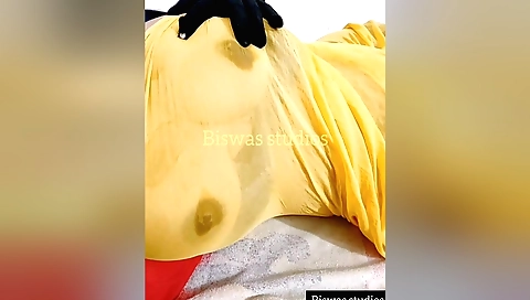 Sexy desi indian woman shriv bhabhi with big boobs