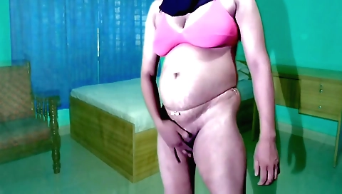 Big tits amateur solo video of a brunette girl taking off her top