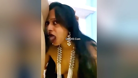 Indian girl fucked in the mouth in amateur porn vid