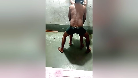 Indian teen slut is sucking a dick in her homemade porn video