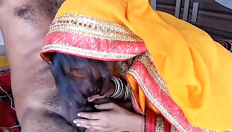 Indian teen 18+ enjoys a hot sex in front of the camera