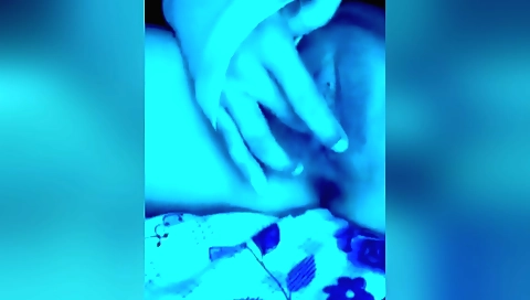 Indian sex toy masturbation video with a slutty babe