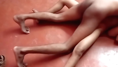 Indian sex video showing a sexy wife getting fucked