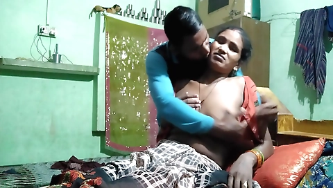 Indian pornstar has hot pussy and ass in amateur video
