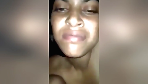 Indian brunette making love to her lover in amateur vid
