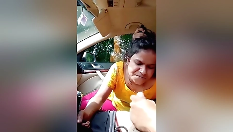 Indian babe has her ass fucked in the bed in the amateur