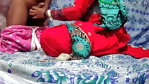 Indian chick is pounded in the hotel and her body gets wet