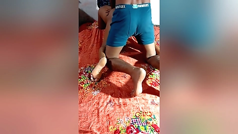 I make a homemade hd video with a sexy brunette girl