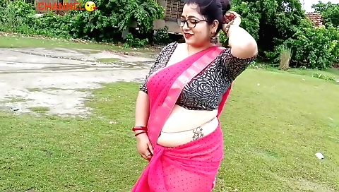 Indian girl fucked out in backyard in amateur porn