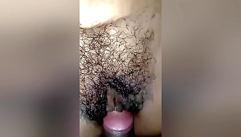 Indian babe with a perfect body and a great hairy body