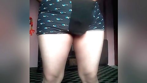 Busty amateur solo video with a big ass and a nice smile