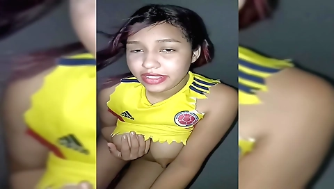 Brunette brunette gets her pussy penetrated by a cock