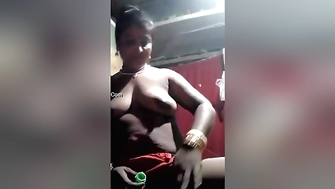 Solo girl showing her tits and using toy to masturbate