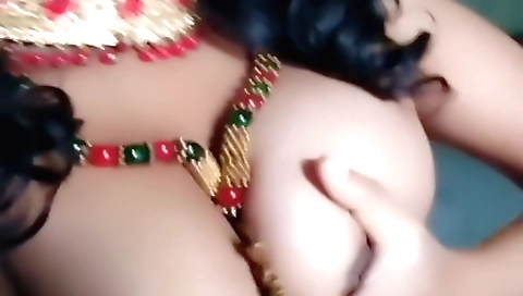 Brunette amateur is giving a good blowjob to a guy