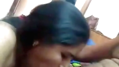 Indian mature brunette fucks her boyfriend on webcam